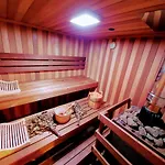 3 Z moderne Wellnesswohnung - Sauna, Kamin, Parkplätze 65m2 bis 6 Per