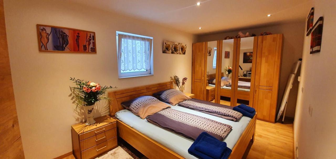 Apartment 3 Z Moderne Wellnesswohnung - Sauna, Kamin, Parkplätze 65m2 Bis 6 Per München