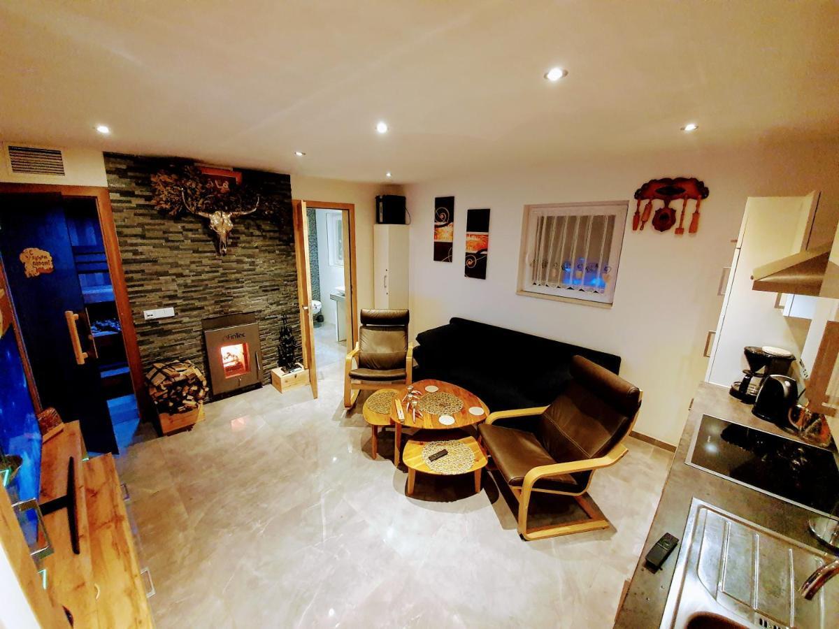3 Z Moderne Wellnesswohnung - Sauna, Kamin, Parkplätze 65m2 Bis 6 Per Apartment